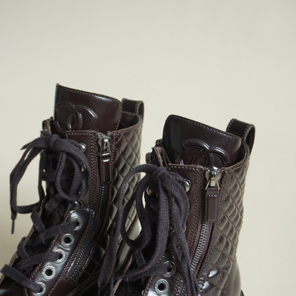 “Chanel” Dark Burgundy Shiny Calfskin Quilted CC Lace Up Combat Boots -Size 36.5 - Picture 13 of 14